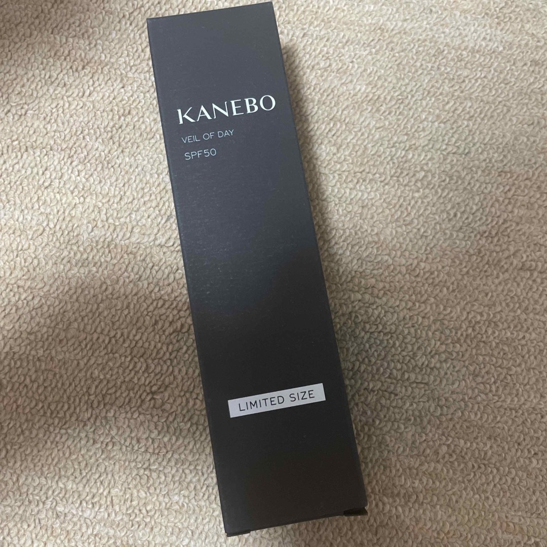 Kanebo(カネボウ)のKANEBO ヴェイル オブ デイ リミテッド サイズ 60g コスメ/美容のボディケア(日焼け止め/サンオイル)の商品写真