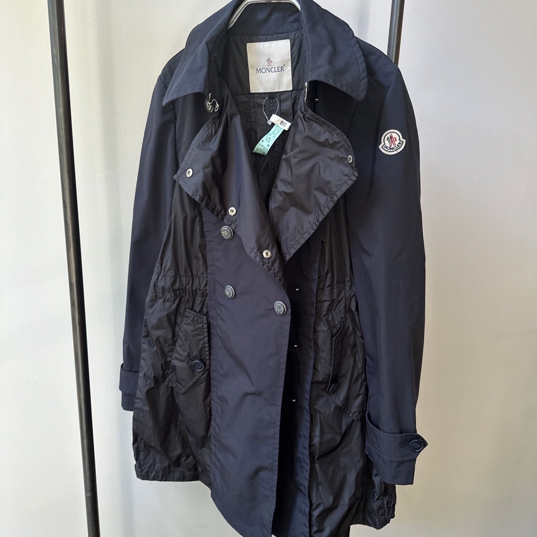 MONCLER(モンクレール)のモンクレール　コート レディースのジャケット/アウター(その他)の商品写真