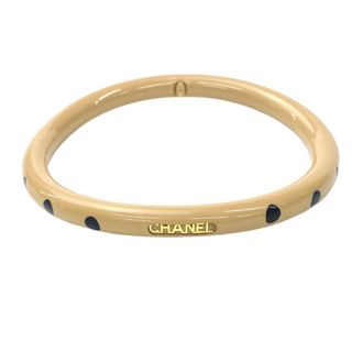 シャネル(CHANEL)の[USED/中古]CHANEL シャネル ブレスレット バングル CHANEL ロゴ ドット ベージュ ブラック 00A 中古 tdc-001082-4d(ブレスレット/バングル)