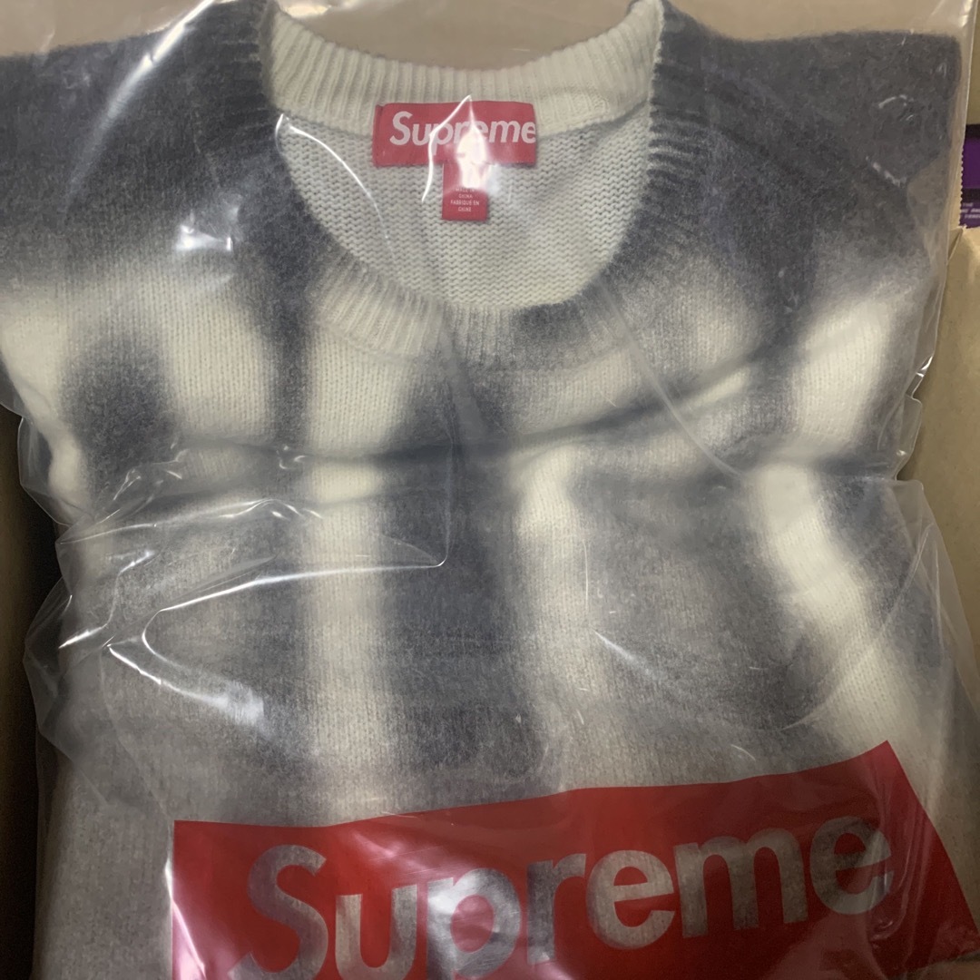 Supreme Blurred Logo Sweaterニット/セーター