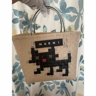 マルニ(Marni)のマルニ　ネコちゃん　カゴバッグ　ホワイト(かごバッグ/ストローバッグ)