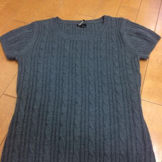 エイチアンドエム(H&M)のH&M  グレー半袖ニット✨(カットソー(半袖/袖なし))