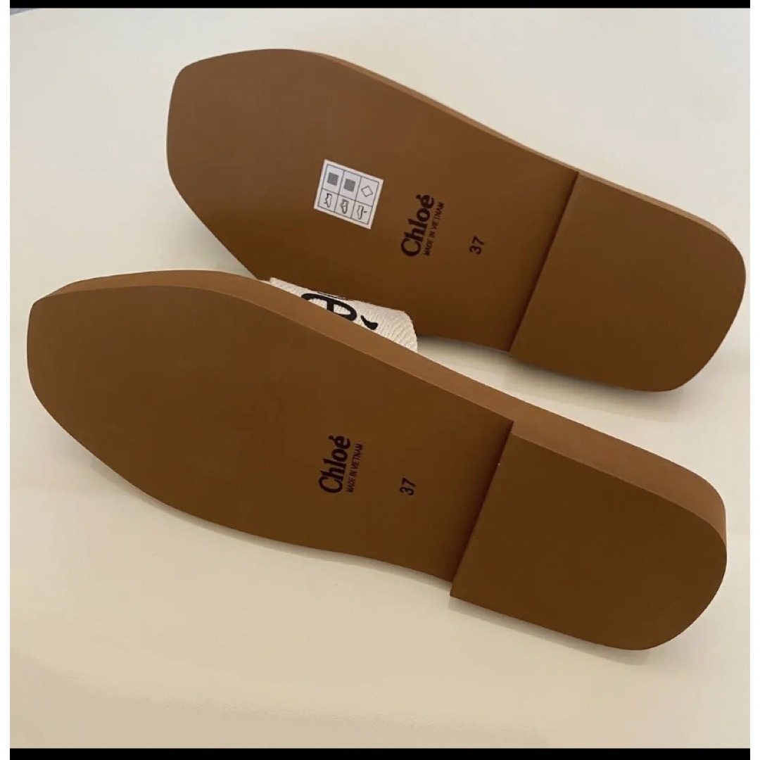 新品未使用♡人気サイズ37♡クロエ 歩きやすいフラットサンダル