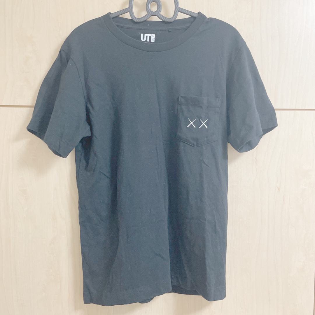 UNIQLO(ユニクロ)のKAWS x ユニクロ×セサミストリート　コラボ UT Tシャツ  レディースのトップス(Tシャツ(半袖/袖なし))の商品写真