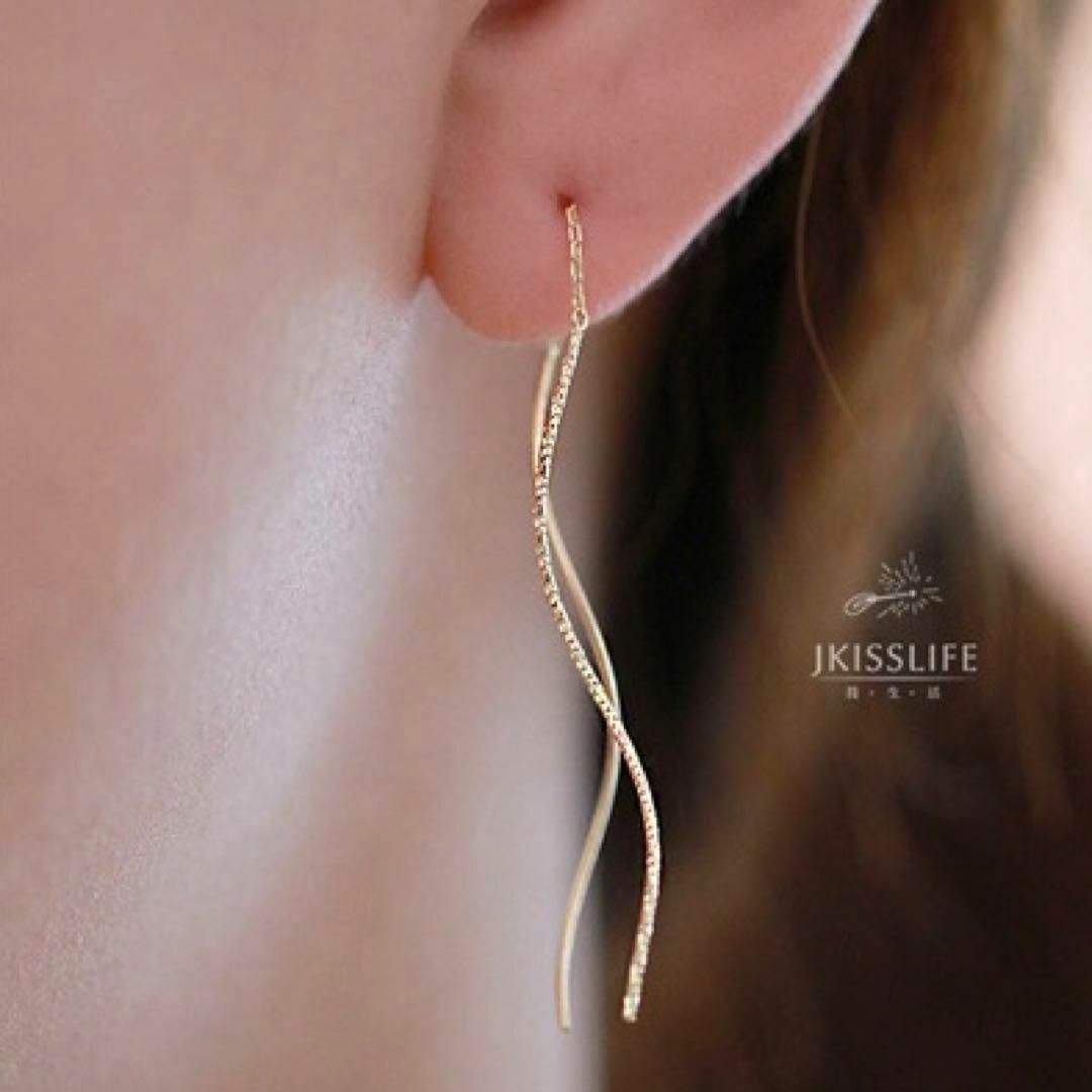 ♡ウェーブ ピアス♡S925 純銀 14K 華やか ゴールド #18-034の通販 by