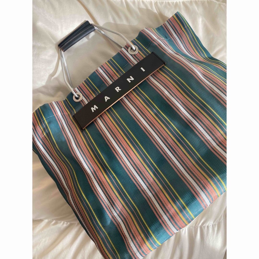 MARINI(マリーニ)のMARNI MARKET STRIPE BAG レディースのバッグ(トートバッグ)の商品写真