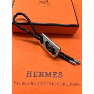 エルメス(Hermes)の希少価値！エルメスの激レア　シルバー925とブラックのキーホルダー　刻印(キーホルダー)