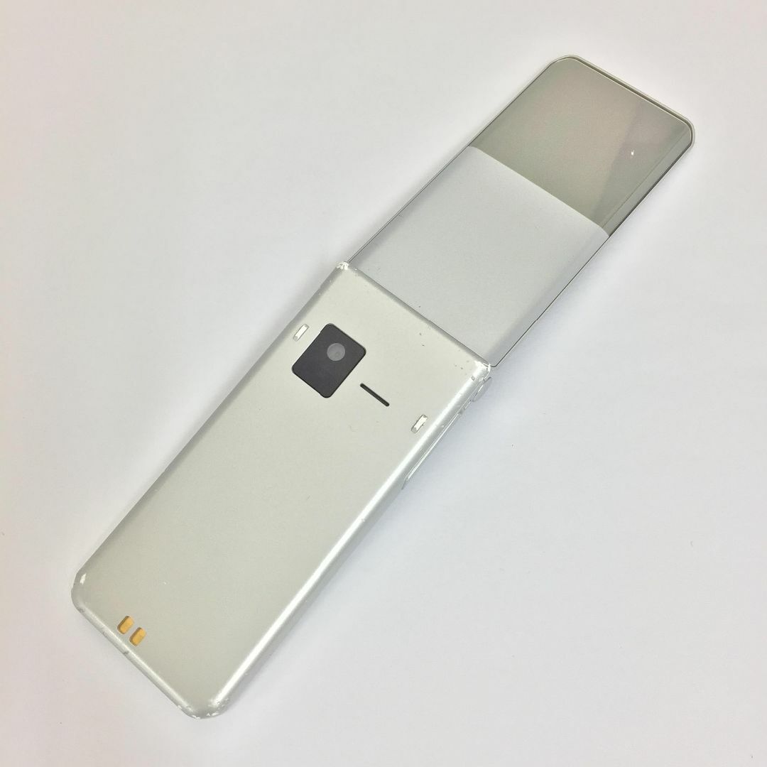 arrows(アローズ)の【B】F-03L/arrows ケータイ/353041101560891 スマホ/家電/カメラのスマートフォン/携帯電話(スマートフォン本体)の商品写真