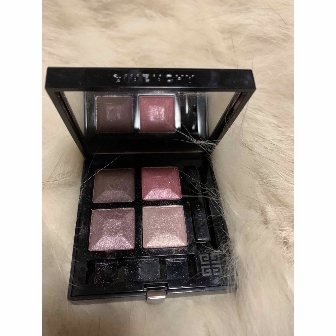 Yves Saint Laurent Beaute(イヴサンローランボーテ)の再値下げ！デパコスアイシャドウ10個まとめ売り コスメ/美容のベースメイク/化粧品(アイシャドウ)の商品写真