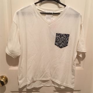 シマムラ(しまむら)のしまむら新品半袖ペイズリーポケットTシャツMホワイト(Tシャツ(半袖/袖なし))