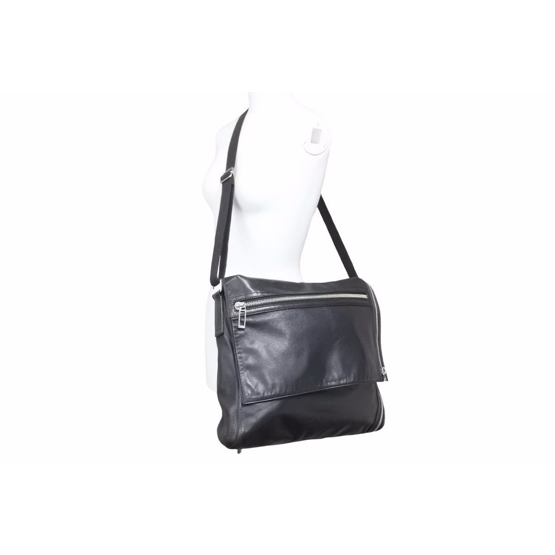 DIOR HOMME - DIOR HOMME ディオールオム ショルダーバッグ ブラック DIOR HOMME - DIOR HOMME ディオールオム ショルダーバッグ ブラック