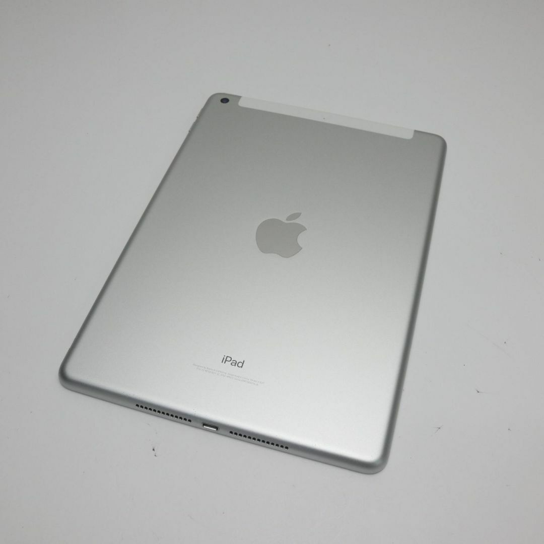 超美品 SIMフリー iPad 第5世代 32GB シルバー 1