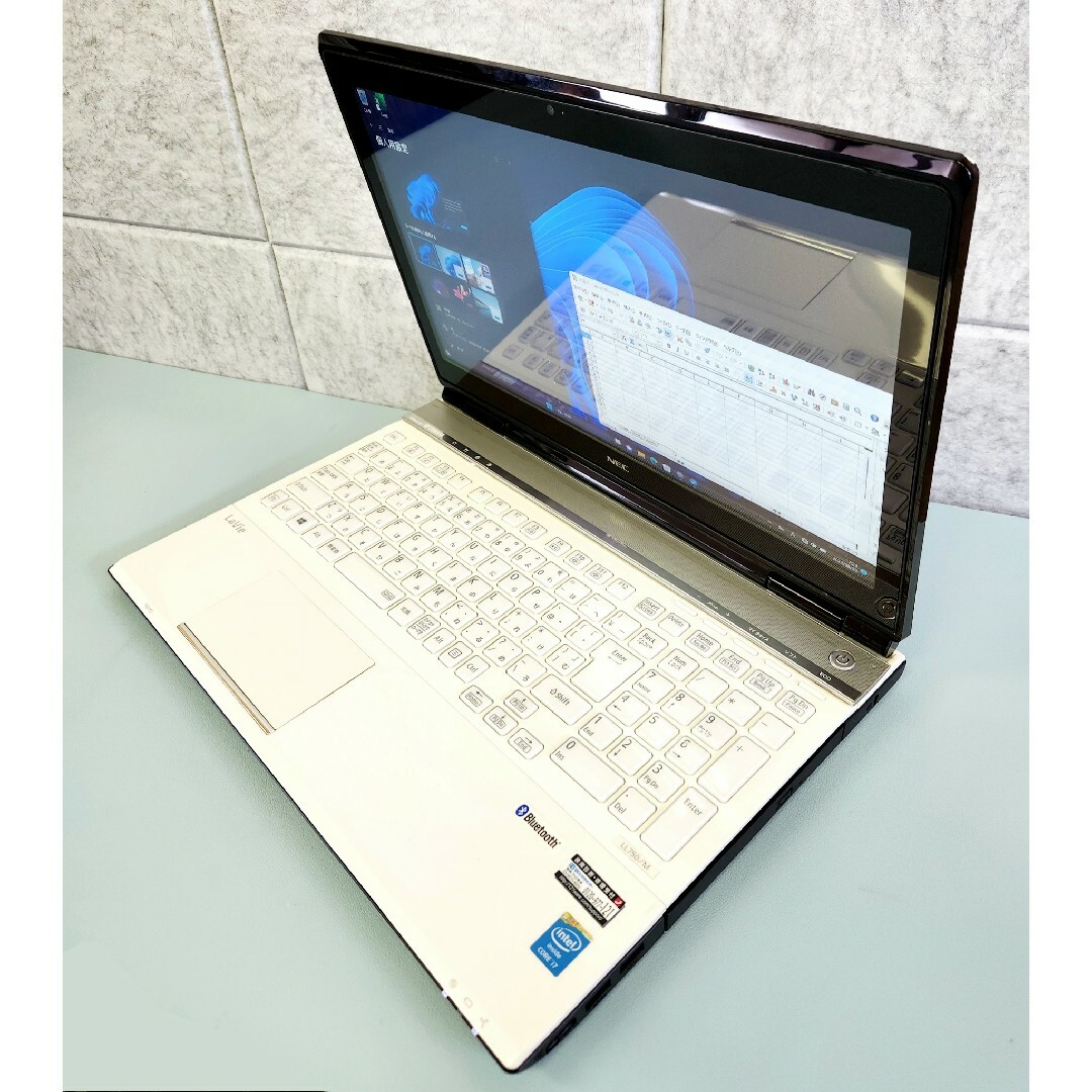 NEC/Lavie/ノートパソコン♪Corei7♪新品SSD♪カメラ♪Win11