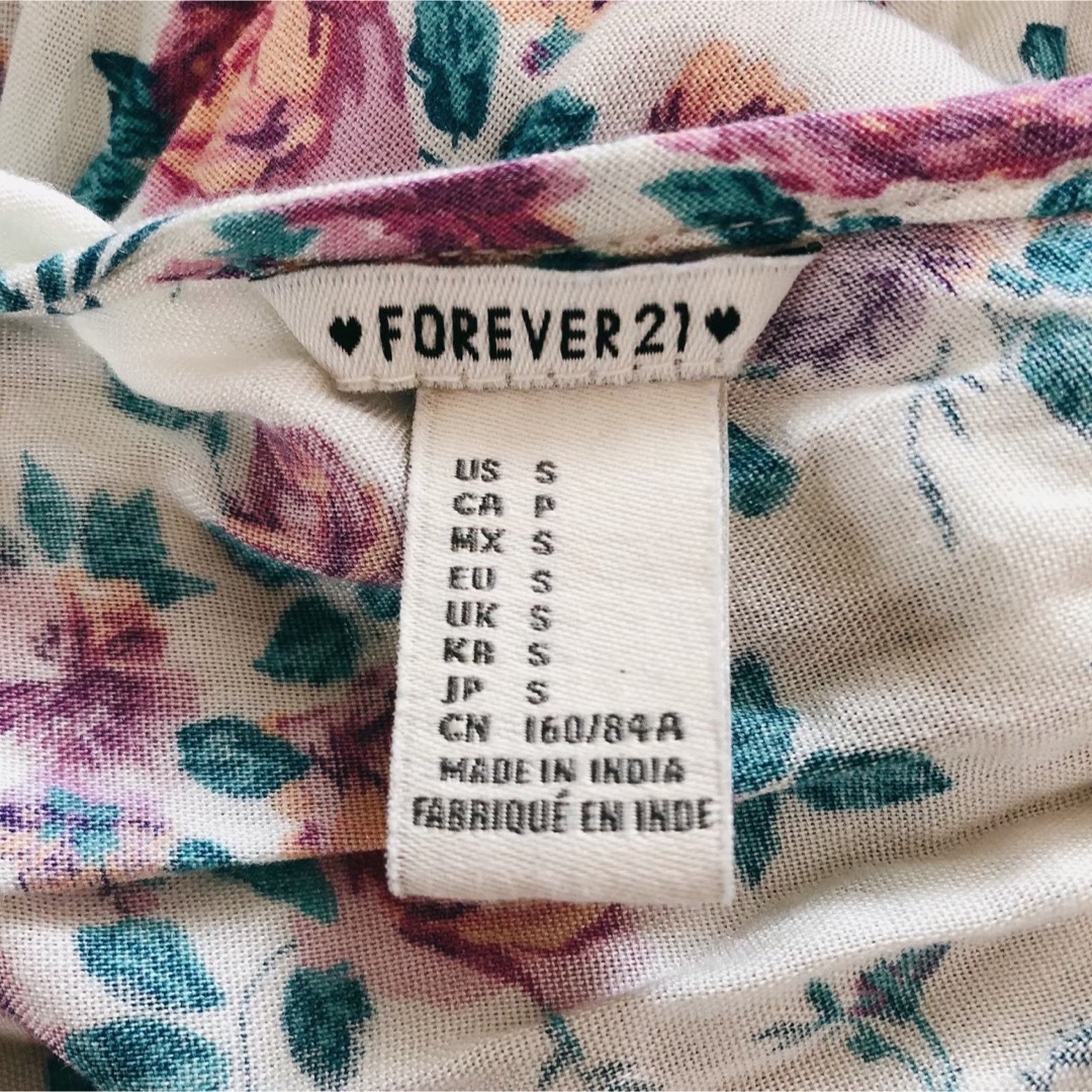 袖丈袖なし【フォーエバー21】花柄ワンピース　ノースリーブ　薔薇　forever21