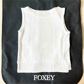 フォクシー(FOXEY) シャツ/ブラウス(レディース/半袖)の通販 400点以上