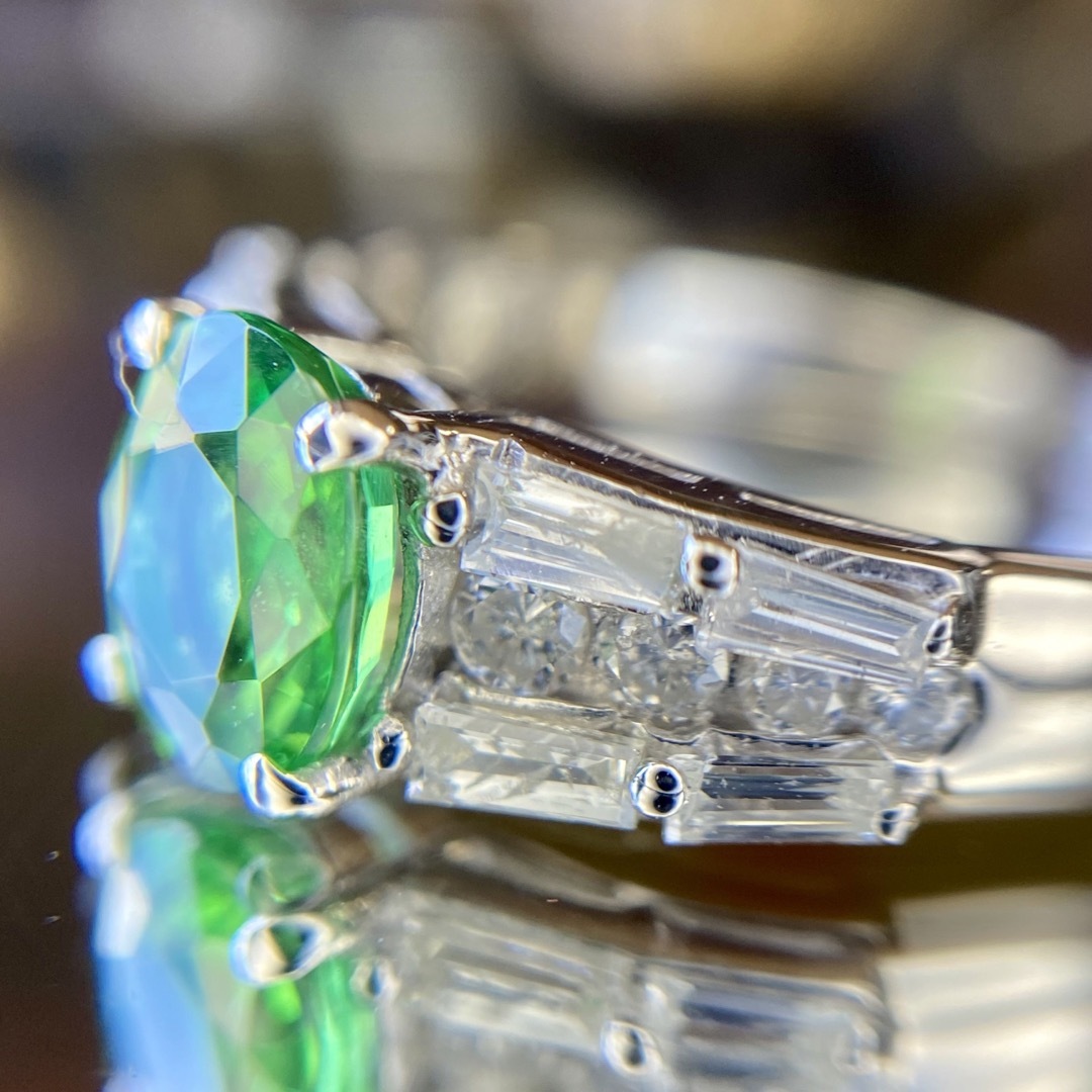 『専用です』天然非加熱グリーングロッシュラー ダイヤモンド 計1.478ct レディースのアクセサリー(リング(指輪))の商品写真