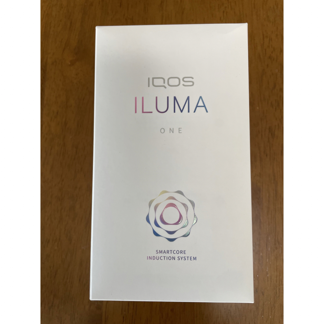 IQOS(アイコス)の［ゆなパパ様専用］iQOS ILUMAONE本体 ベェージュ、充電器のみ新品 メンズのファッション小物(タバコグッズ)の商品写真