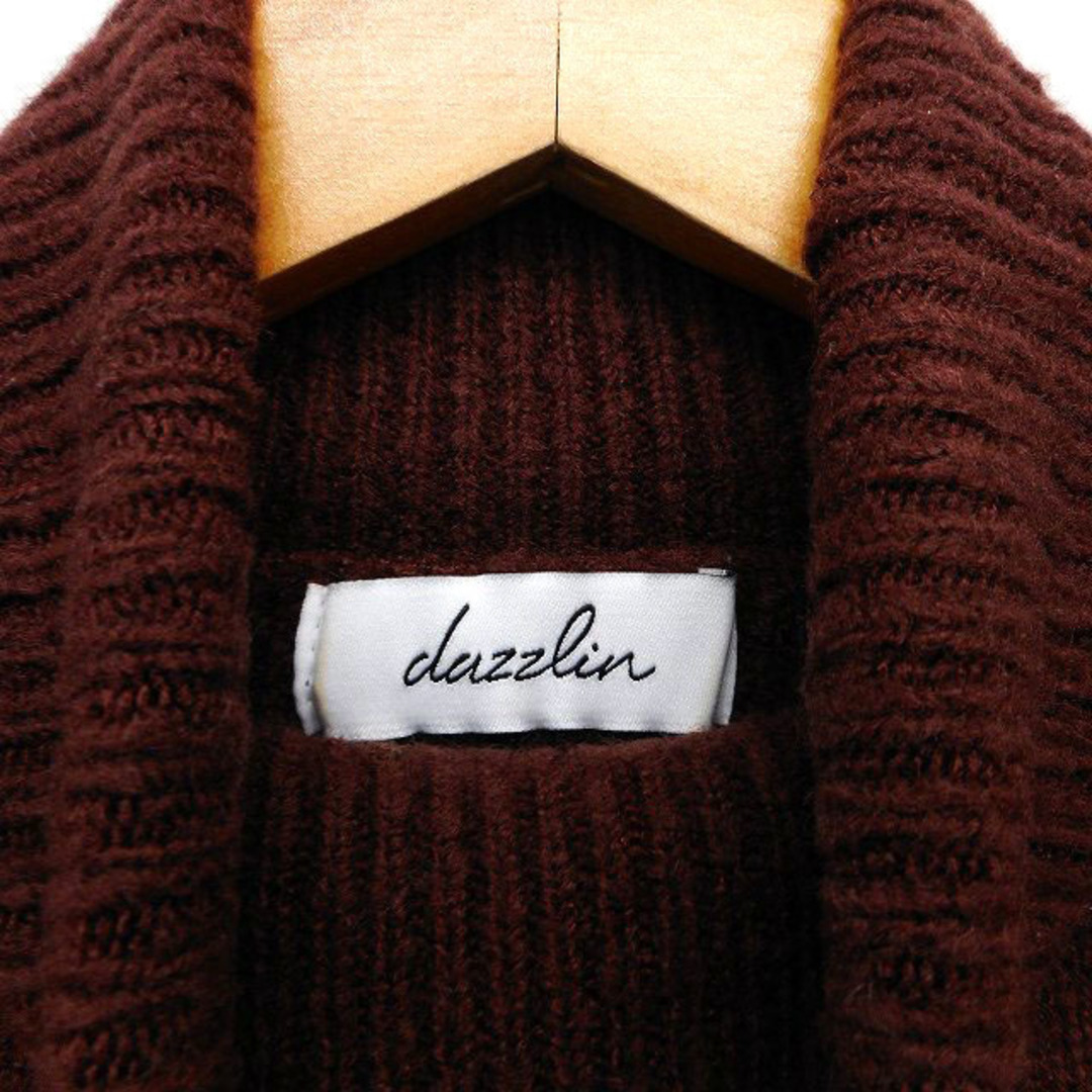 dazzlin(ダズリン)のダズリン ニット セーター タートルネック ショート ドロップショルダー バラ柄 レディースのトップス(ニット/セーター)の商品写真