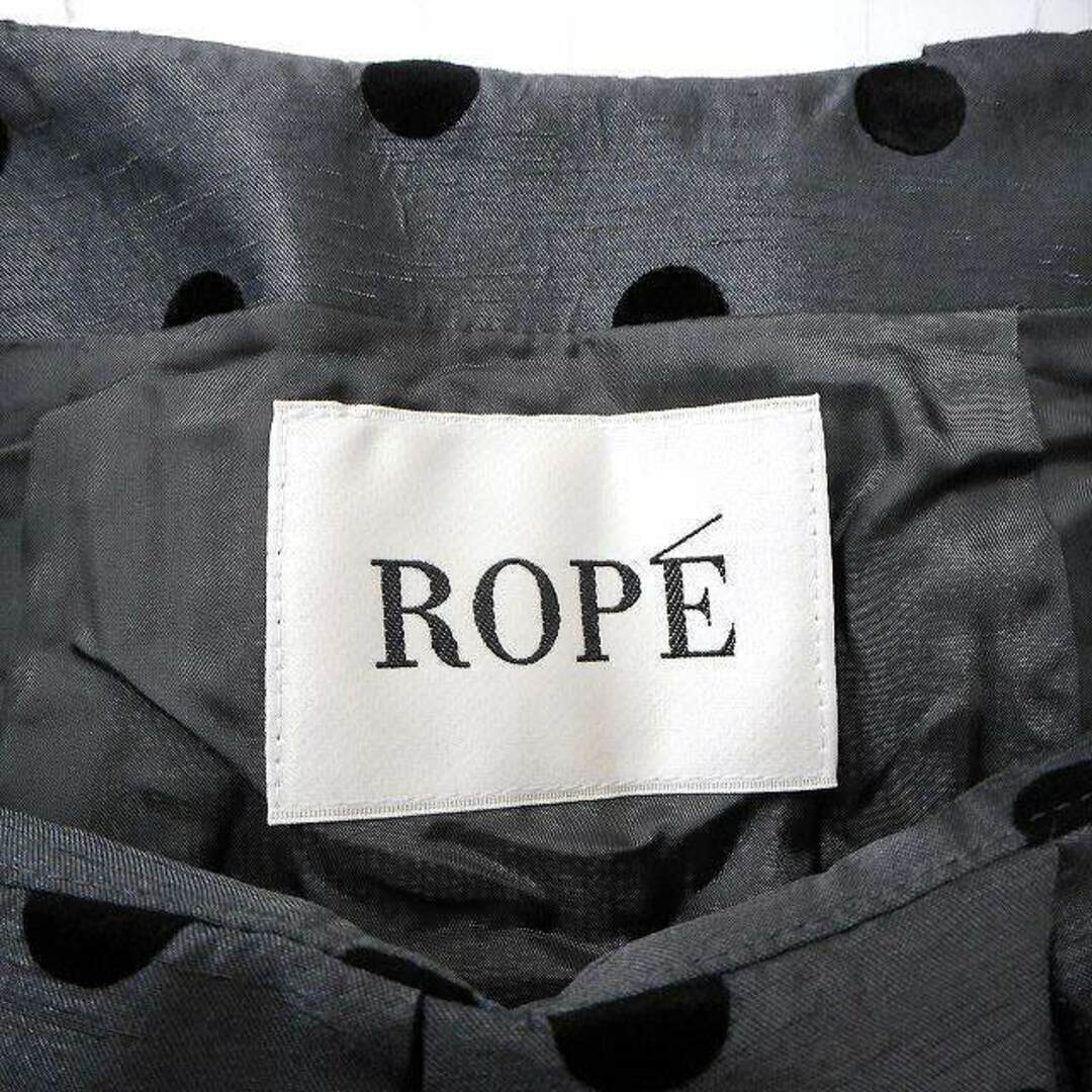 ROPE’(ロペ)のロペ ROPE ドット柄 タック フレアスカート ひざ丈 38 グレー 灰 レディースのスカート(ひざ丈スカート)の商品写真