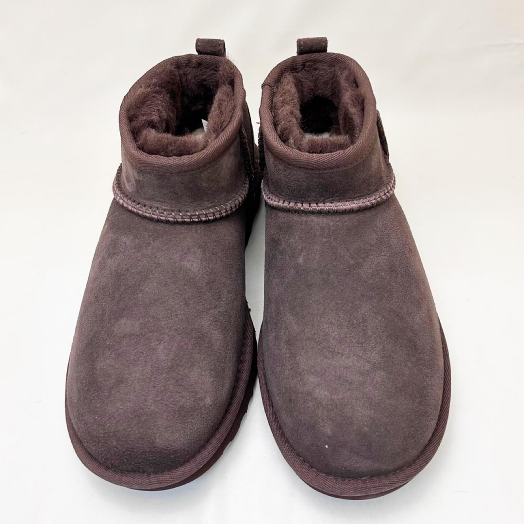 UGG(アグ)の新品 UGG レディースブーツ クラシック ウルトラミニ ブラウン 23.0cm レディースの靴/シューズ(ブーツ)の商品写真