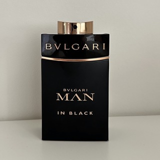 ブルガリ(BVLGARI)のブルガリ　マン　イン　ブラック　オードパルファム 香水(香水(男性用))