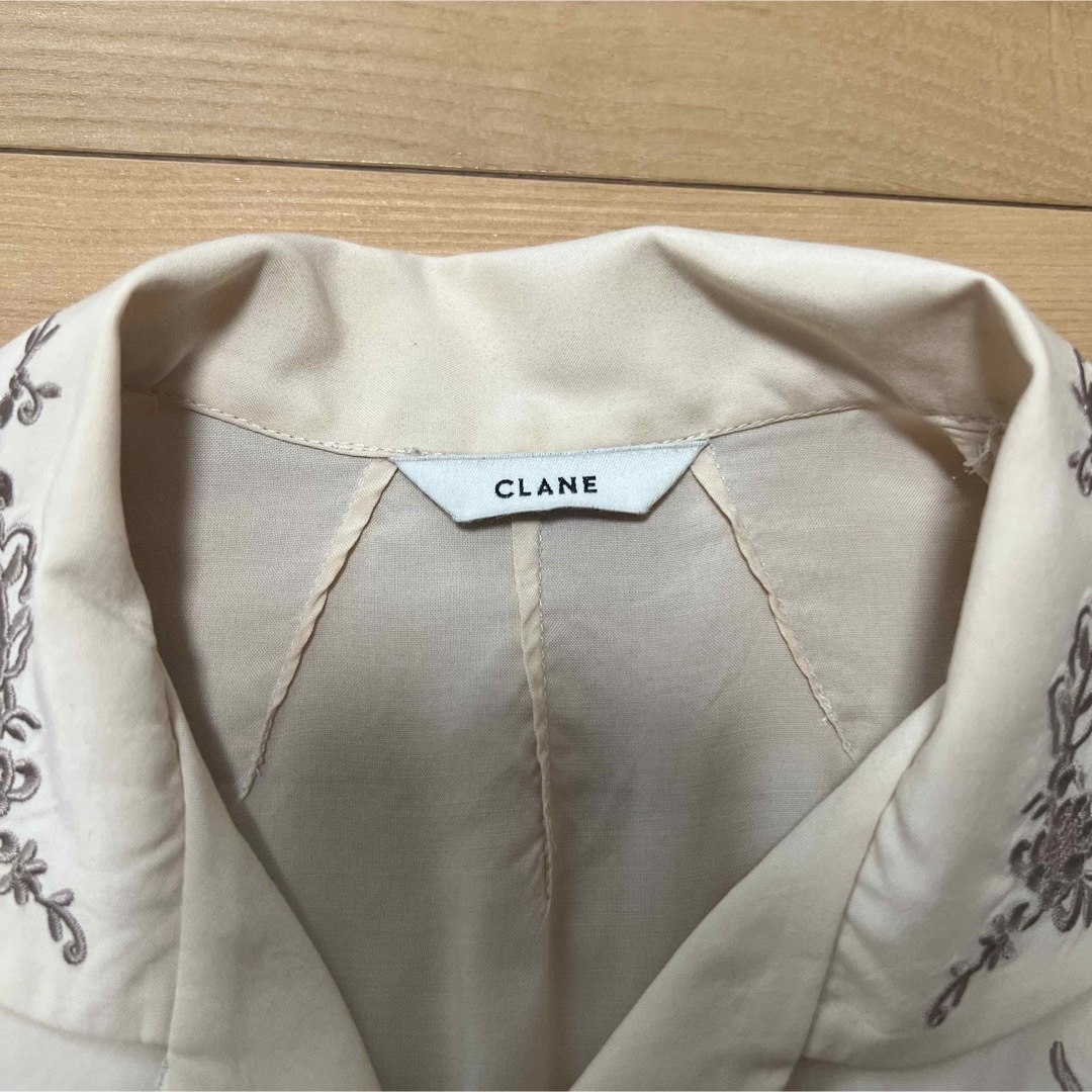 CLANE エンブロイダリーシャツ レディースのトップス(シャツ/ブラウス(半袖/袖なし))の商品写真