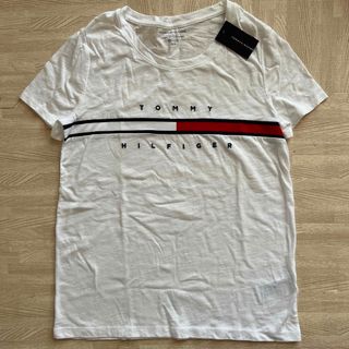 トミーヒルフィガー(TOMMY HILFIGER)のTOMMY HILFIGER レディース　Tシャツ(Tシャツ(半袖/袖なし))