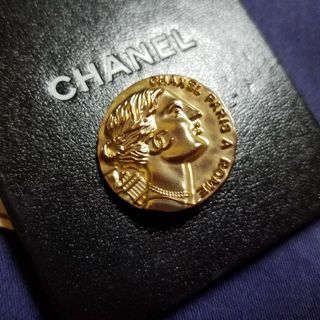 シャネル(CHANEL)のCHANELボタン♡美品   大 お値引き不可(各種パーツ)