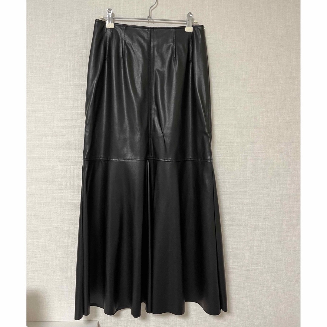 Soffitto(ソフィット)のソフィット　フェイクレザーマーメイドスカート　ブラック　2 レディースのスカート(ロングスカート)の商品写真
