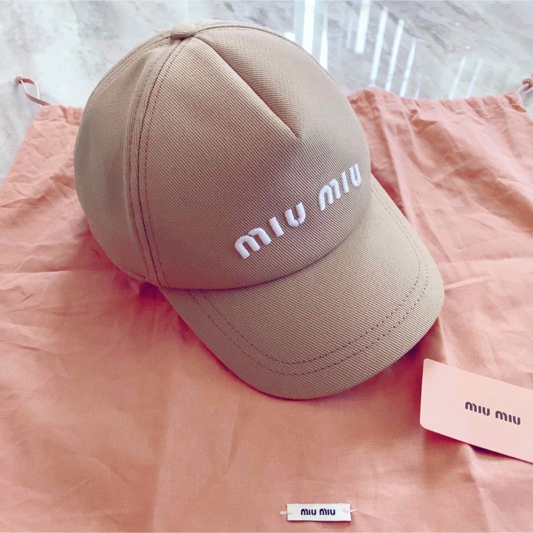 miumiu - ［送料込 未使用］ miumiu ドリル ベースボールキャップの ...