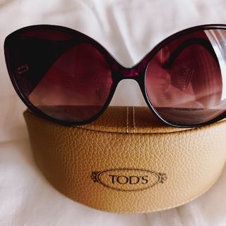 トッズ(TOD'S)の【トッズ 】パープルサングラス/テンプルにレンズはめ込みデザイン★紫★TOD'S(サングラス/メガネ)