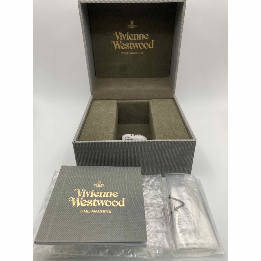 Vivienne Westwood(ヴィヴィアンウエストウッド)のVivienne Westwood ヘリテージ VV012BK メンズの時計(腕時計(アナログ))の商品写真