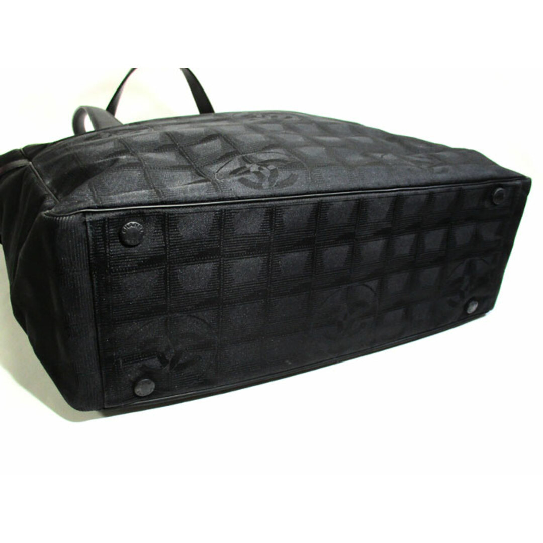 CHANEL - CHANEL ニュー トラベルライン トート GM ナイロン CHANEL - CHANEL ニュー トラベルライン トート GM ナイロン