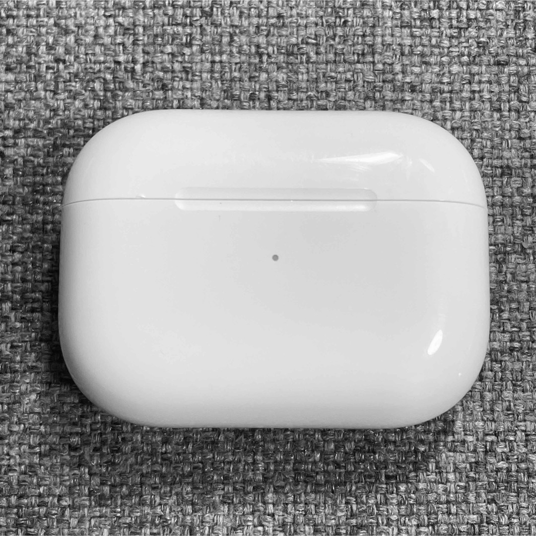Apple - Apple AirPods Pro 充電ケースのみ 1247の通販 by のんs shop ...