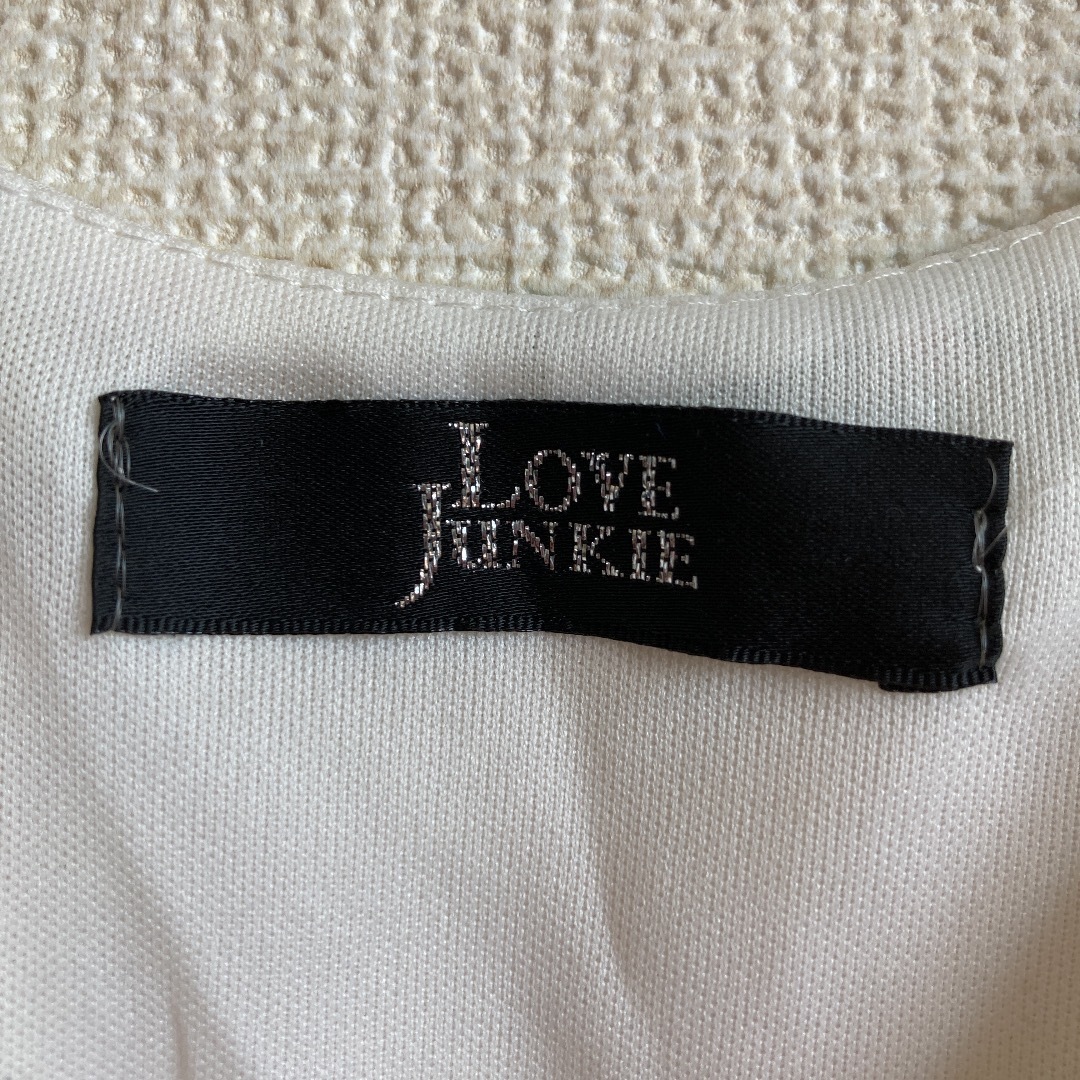 LOVE JUNKIE(ラブジャンキー)のLOVE JUNKIE ミニワンピース バラ柄 レディースのワンピース(ミニワンピース)の商品写真