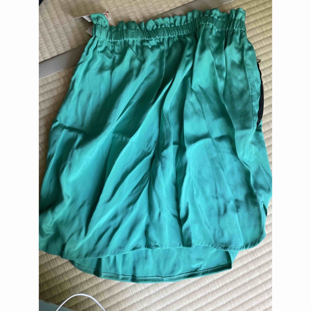 シルク　緑　スカート 1