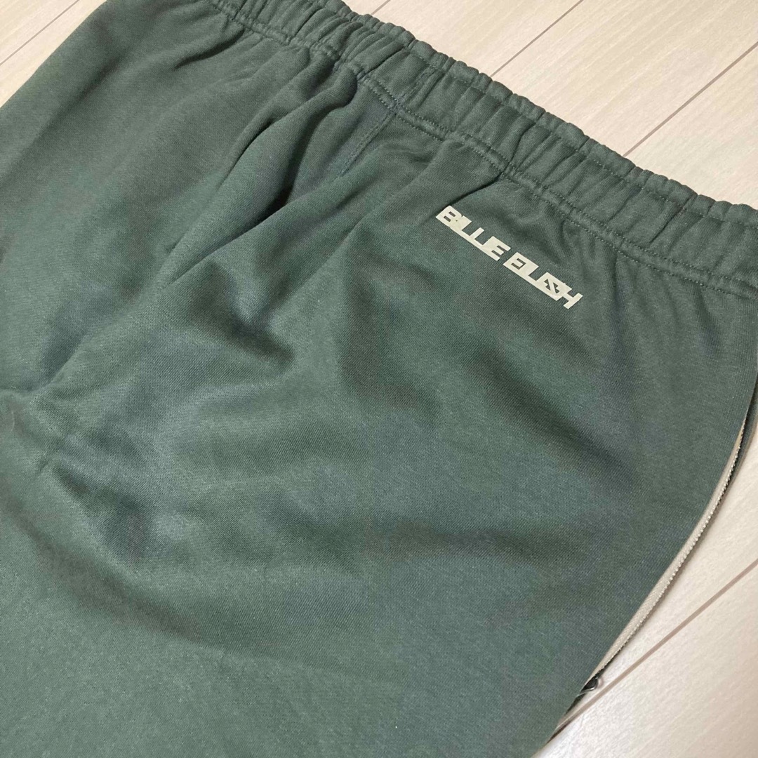 NIKE(ナイキ)のナイキ xビリー アイリッシュフリース パンツ 2XL メンズのパンツ(ワークパンツ/カーゴパンツ)の商品写真