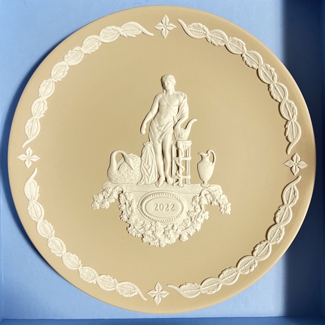 YEAR PLATE APOLLON2022