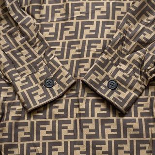 【超人気モデル】FENDI フェンディ ズッカ柄 シルク100% 即完売 シャツ | フリマアプリ ラクマ