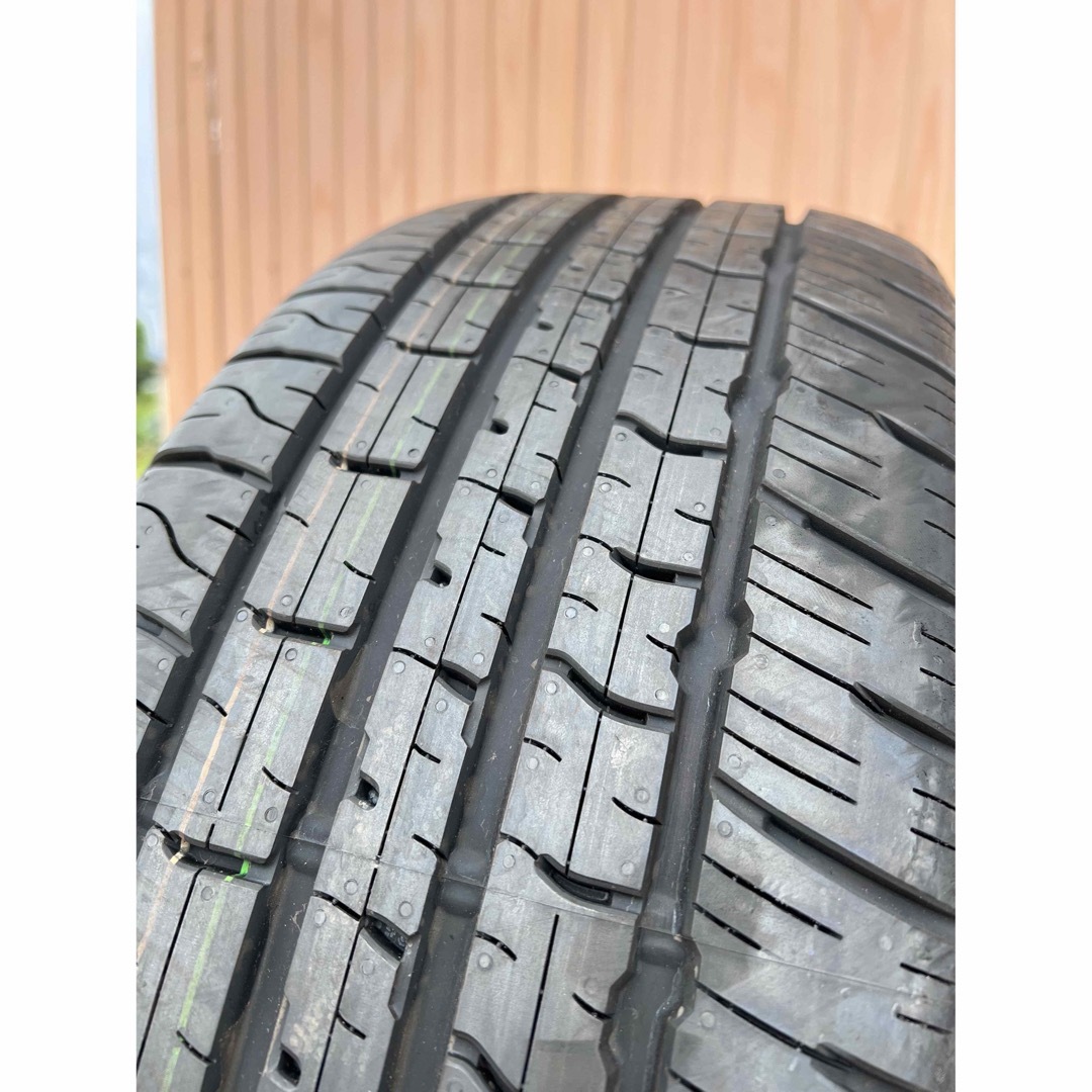 ほぼ新品　2022年製　国産　265/50R22 4本　LX600 エスカレード