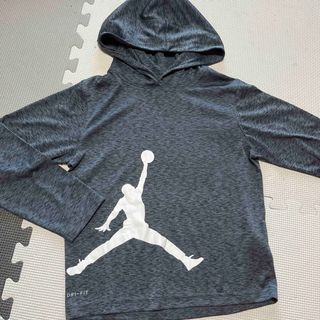 ジョーダン(Jordan Brand（NIKE）)のNIKE ジョーダン薄手パーカー/サイズ115/新品未使用(ジャケット/上着)