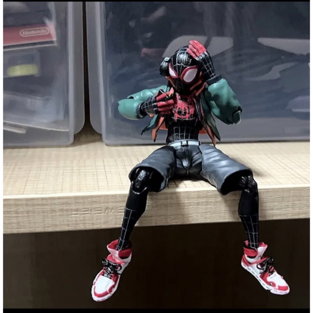購入激安 スパイダーバースマイルスフィギュア(輸入品)13cm アメコミ