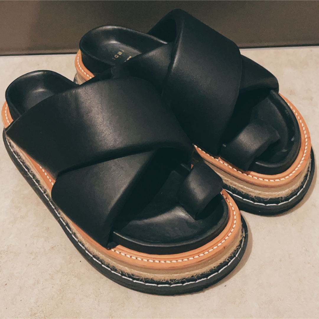 sacai(サカイ)のsacai 22ss Multiple Sole Sandals 37 箱付き レディースの靴/シューズ(サンダル)の商品写真