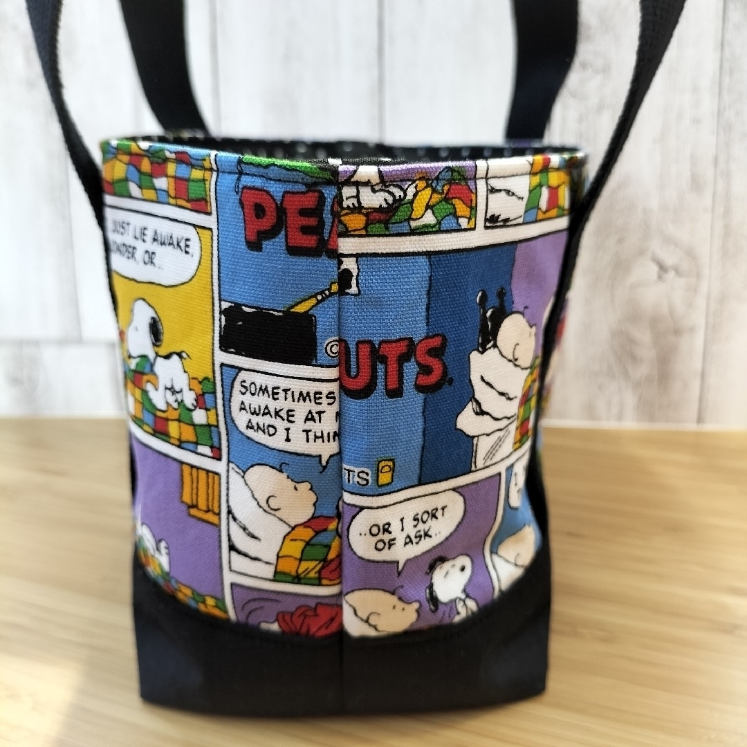 SNOOPY　紫コミック　巾着トートバッグ　お弁当袋　お散歩バッグ