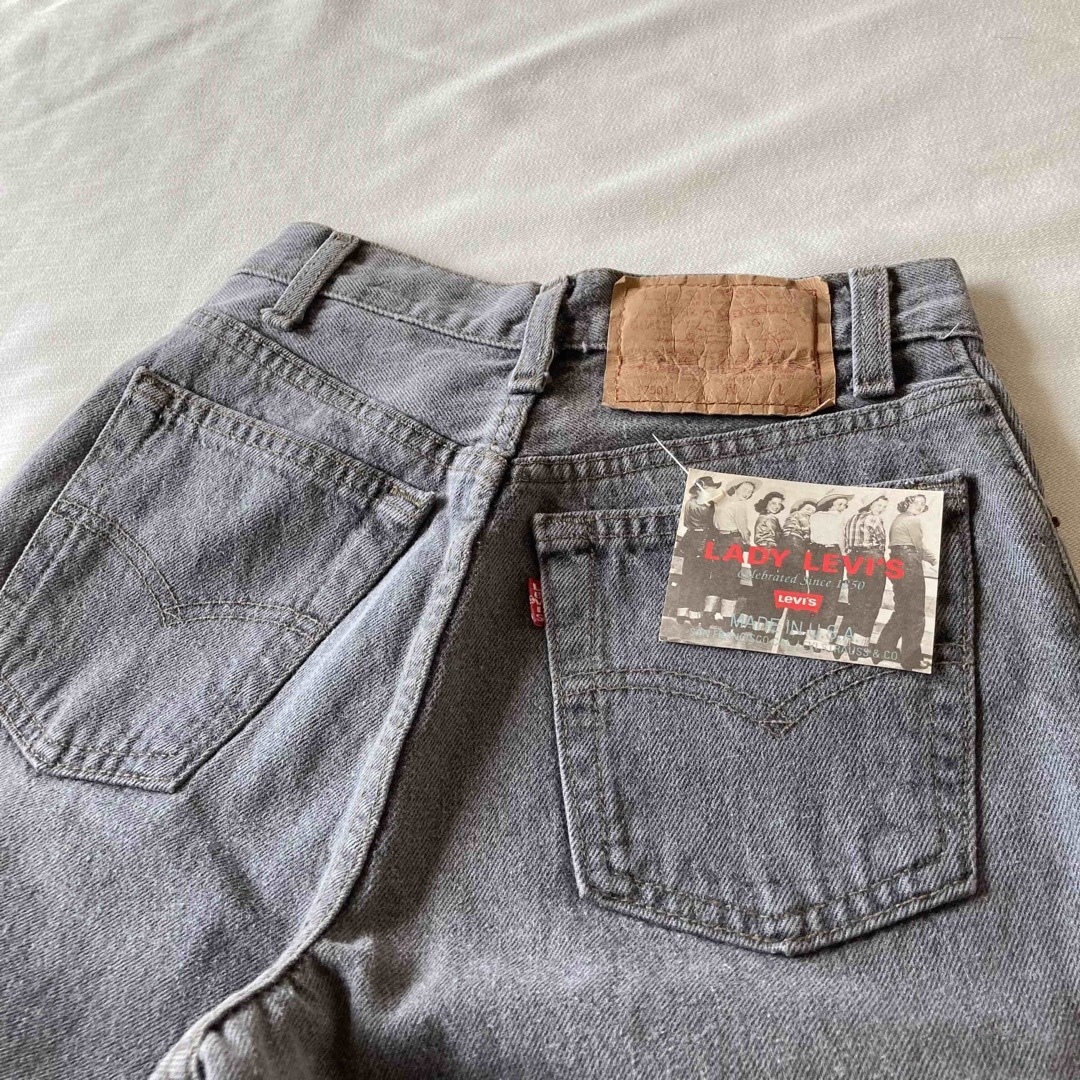 Levi's(リーバイス)のデッドストック USA製 ビンテージ リーバイス17501 ブラック デニム  レディースのパンツ(デニム/ジーンズ)の商品写真