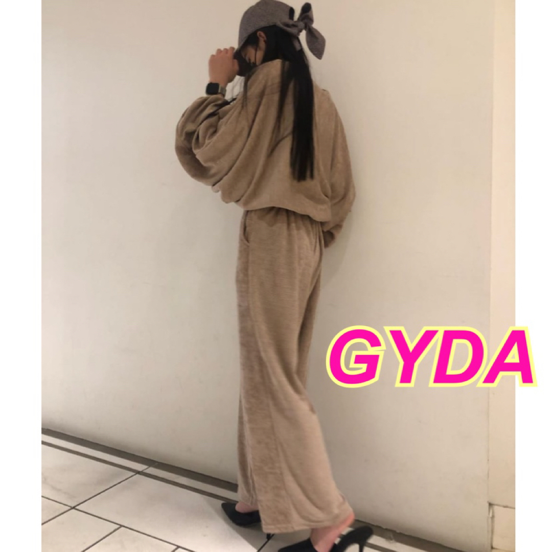 GYDA × 倖田來未★コラボ★ベロアライクセットアップ★ベージュ
