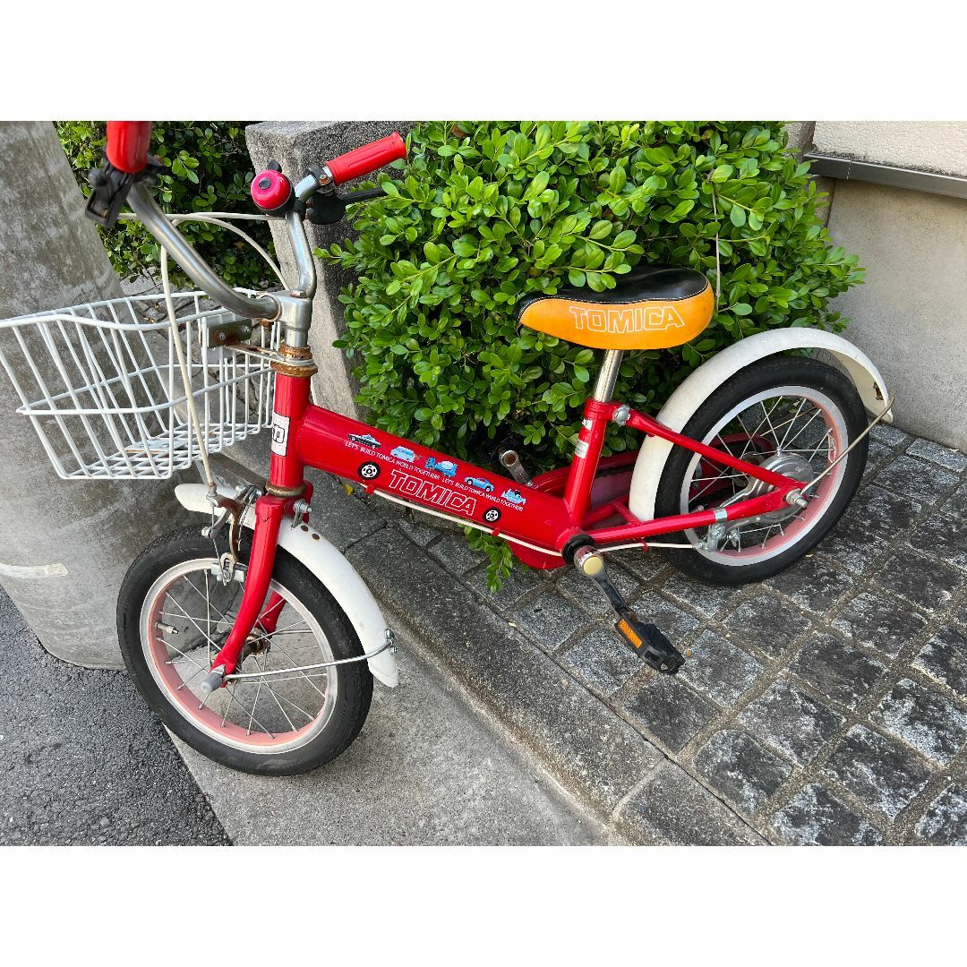 子供用TOMICA 自転車　高35ＣＭ スポーツ/アウトドアの自転車(自転車本体)の商品写真