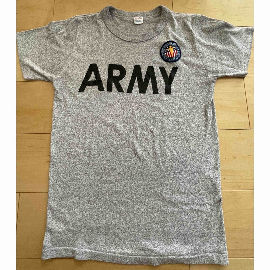 Champion(チャンピオン)のチャンピオン 80's USA製 ARMY tシャツ ワッペン付き　サイズM メンズのトップス(Tシャツ/カットソー(半袖/袖なし))の商品写真