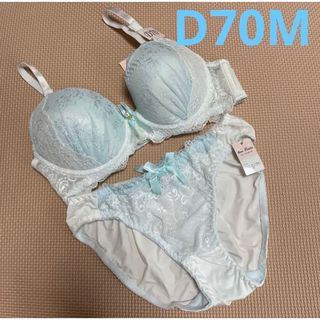 新品タグ付き♡負けないノンワイヤーブラジャー&ショーツ(ブラ&ショーツセット)