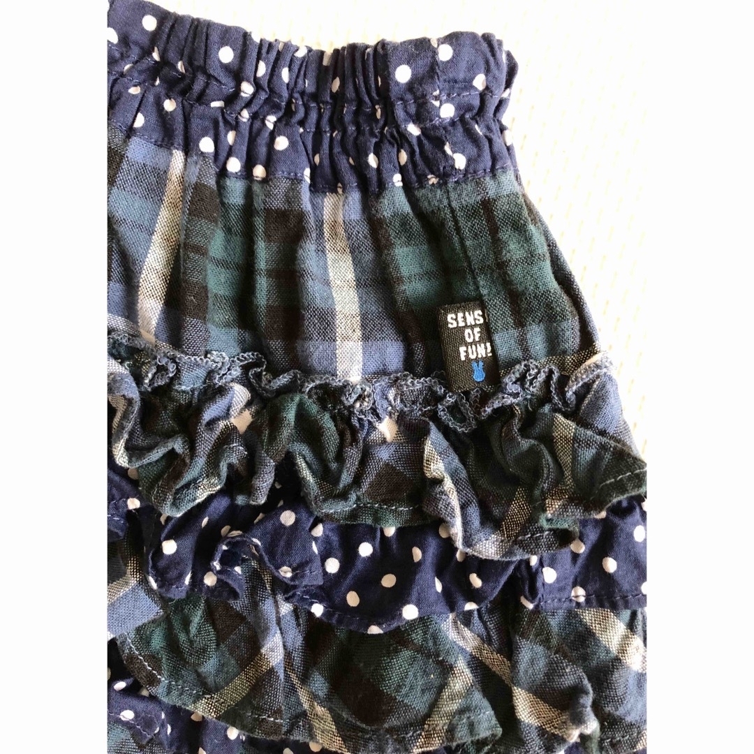 trois lapins(トロワラパン)のスカート　チェックスカート　フリルスカート　 キッズ/ベビー/マタニティのベビー服(~85cm)(スカート)の商品写真